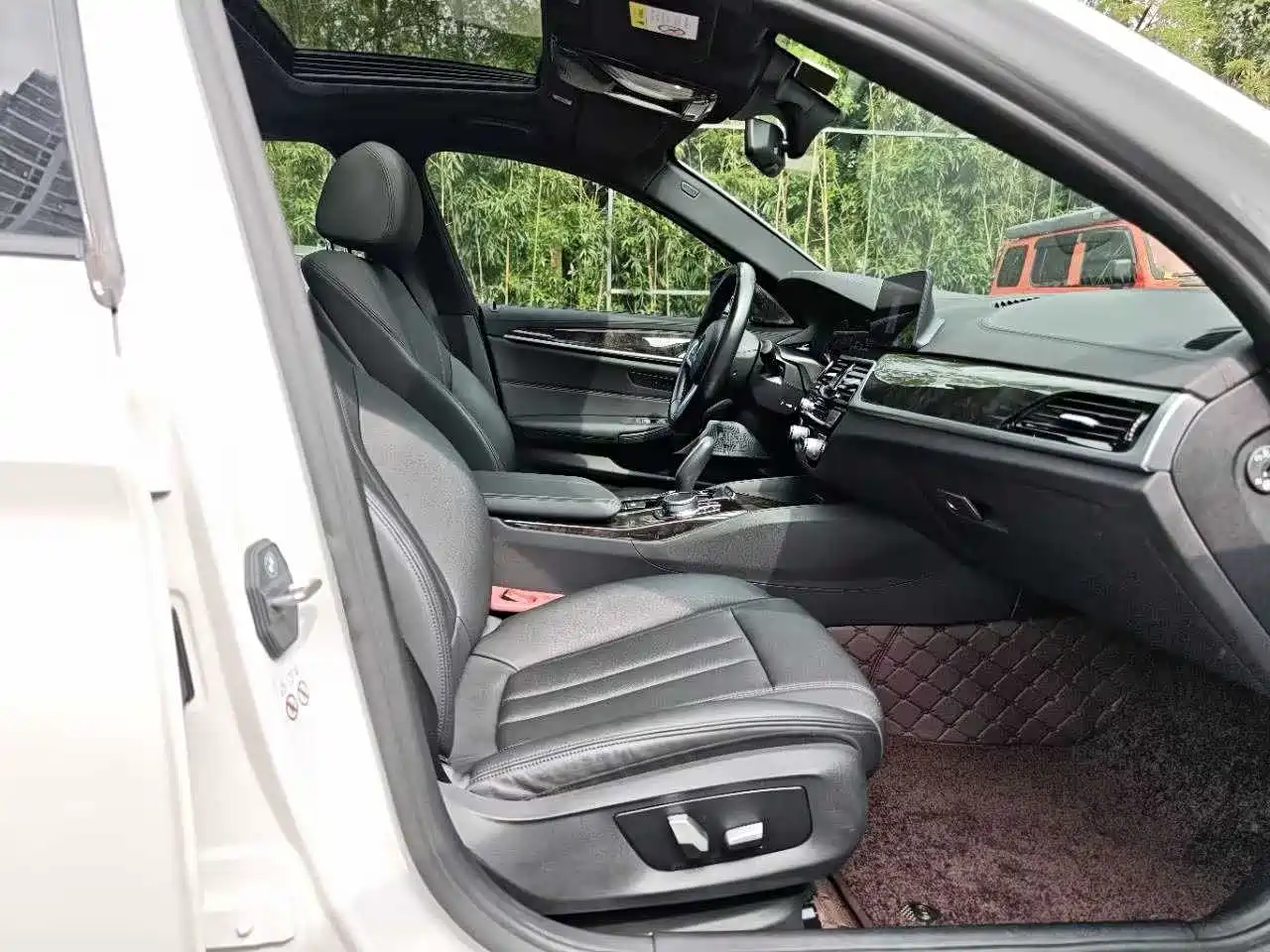 BMW 5 Series 2019 Facelift 525Li M Sport Package фото 14