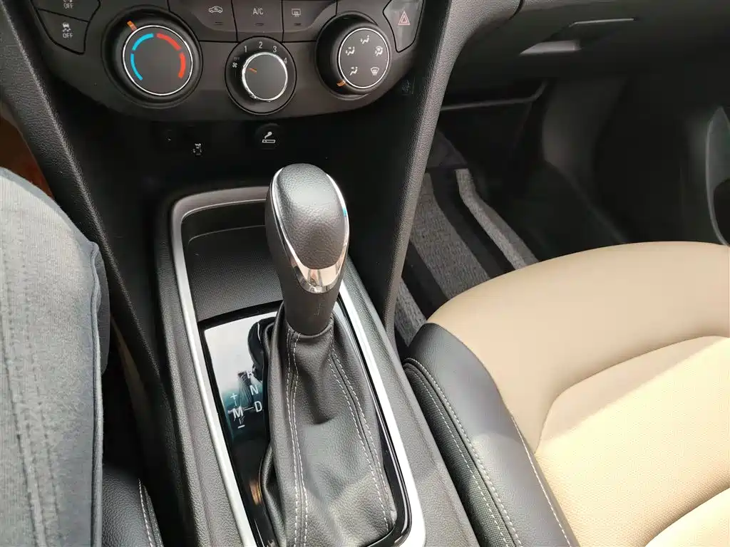 Chevrolet Monza 2022 320 Automatic Enjoyment Sunroof Edition фото 6