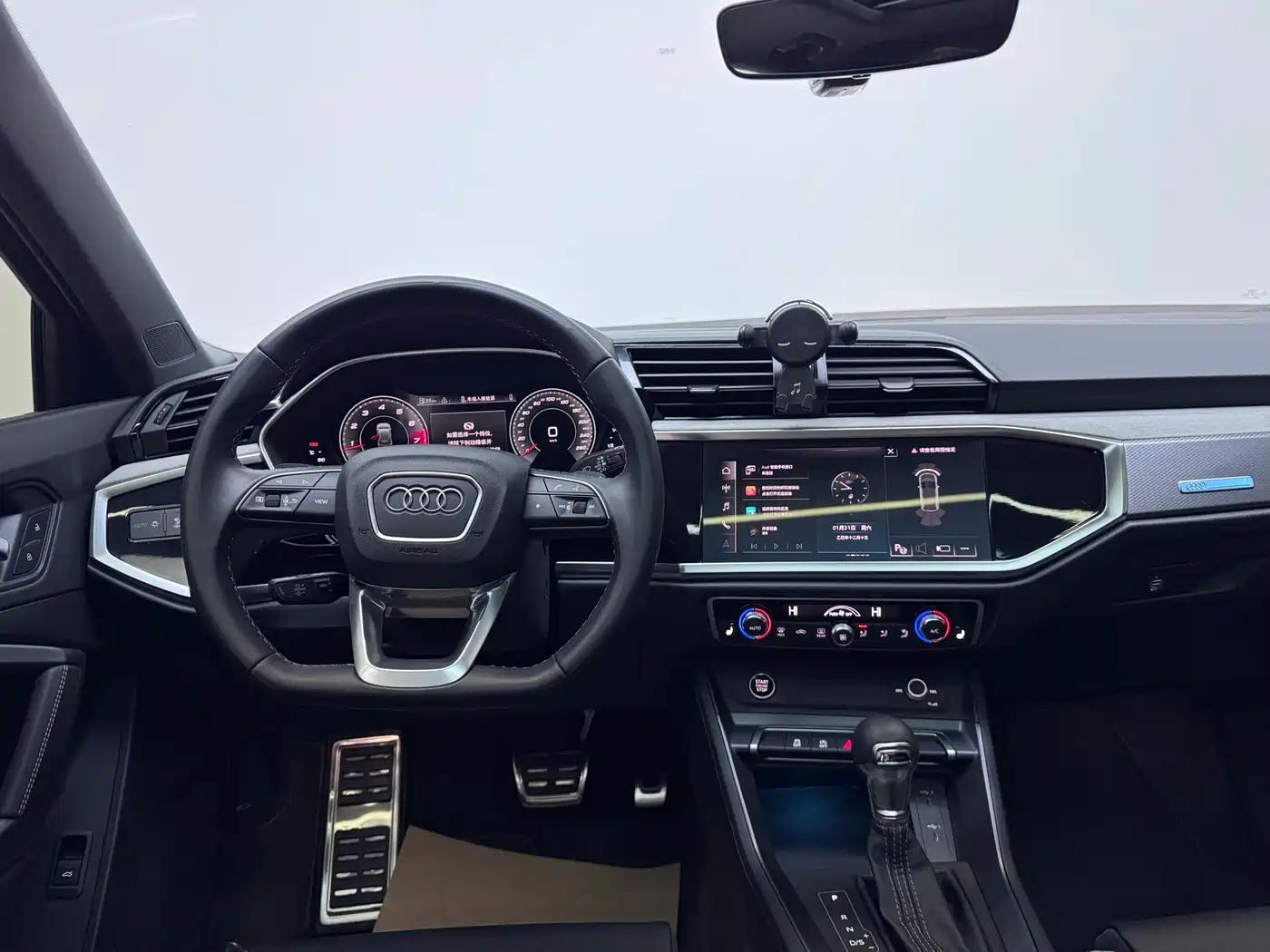 Audi Q3 2024 35 TFSI Fashion Sport фото 8