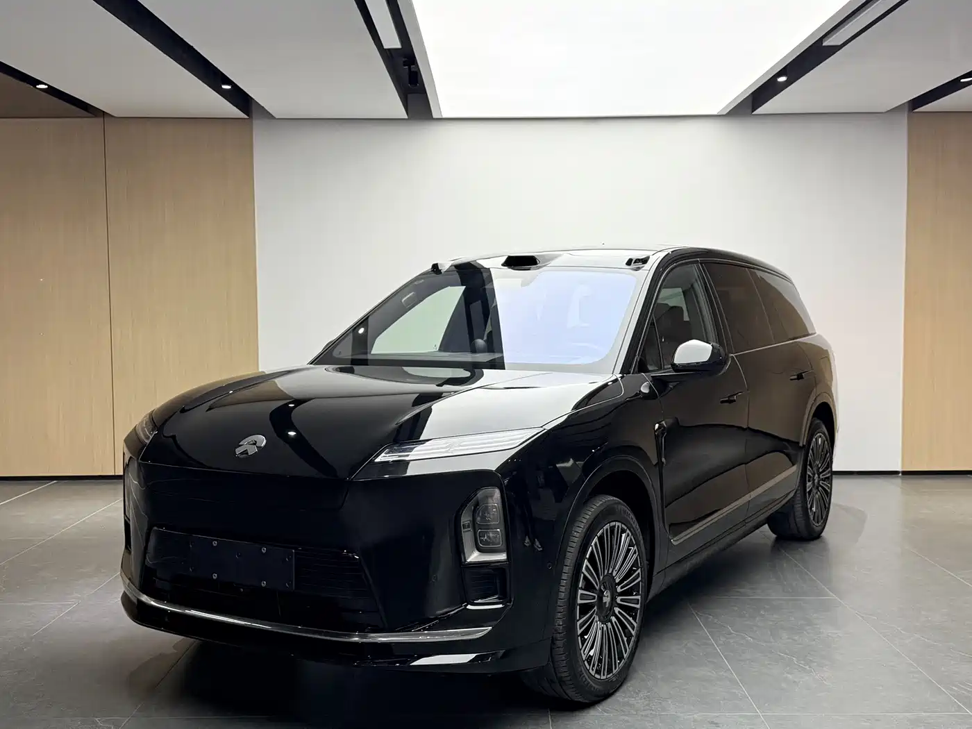 NIO ES8 2025 Base Model 7-Seater