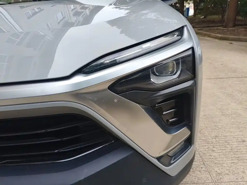 NIO ES8 2019 2018 355KM Base Model 7-Seater Version