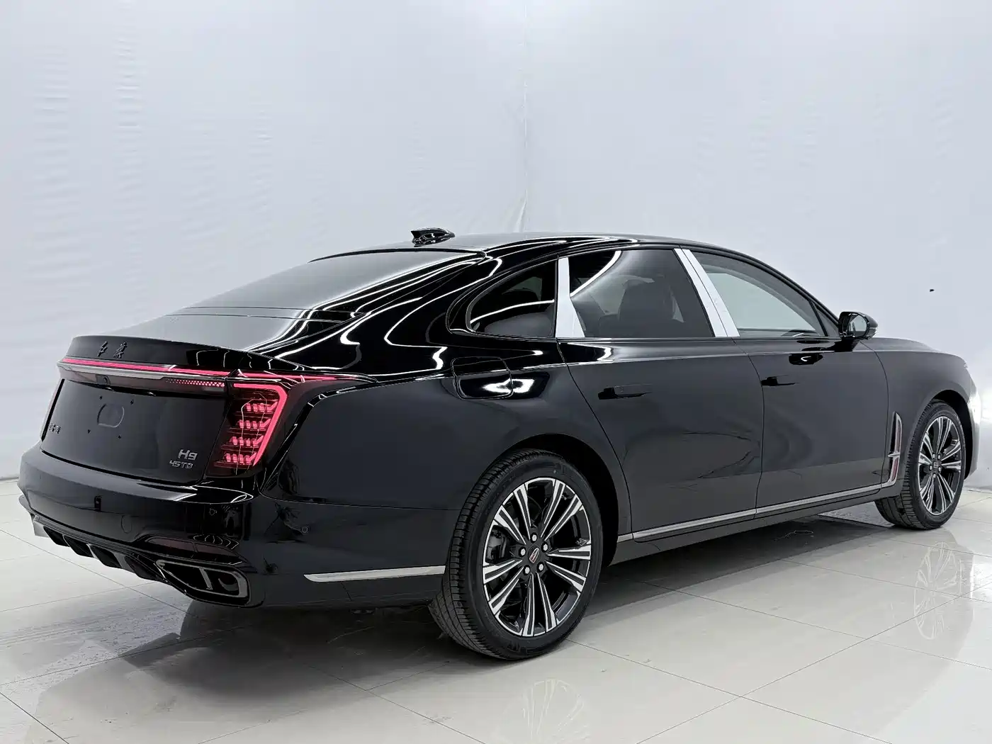 Hongqi H9 2026 2024 2.0T Qi Chang Private Fashion Edition