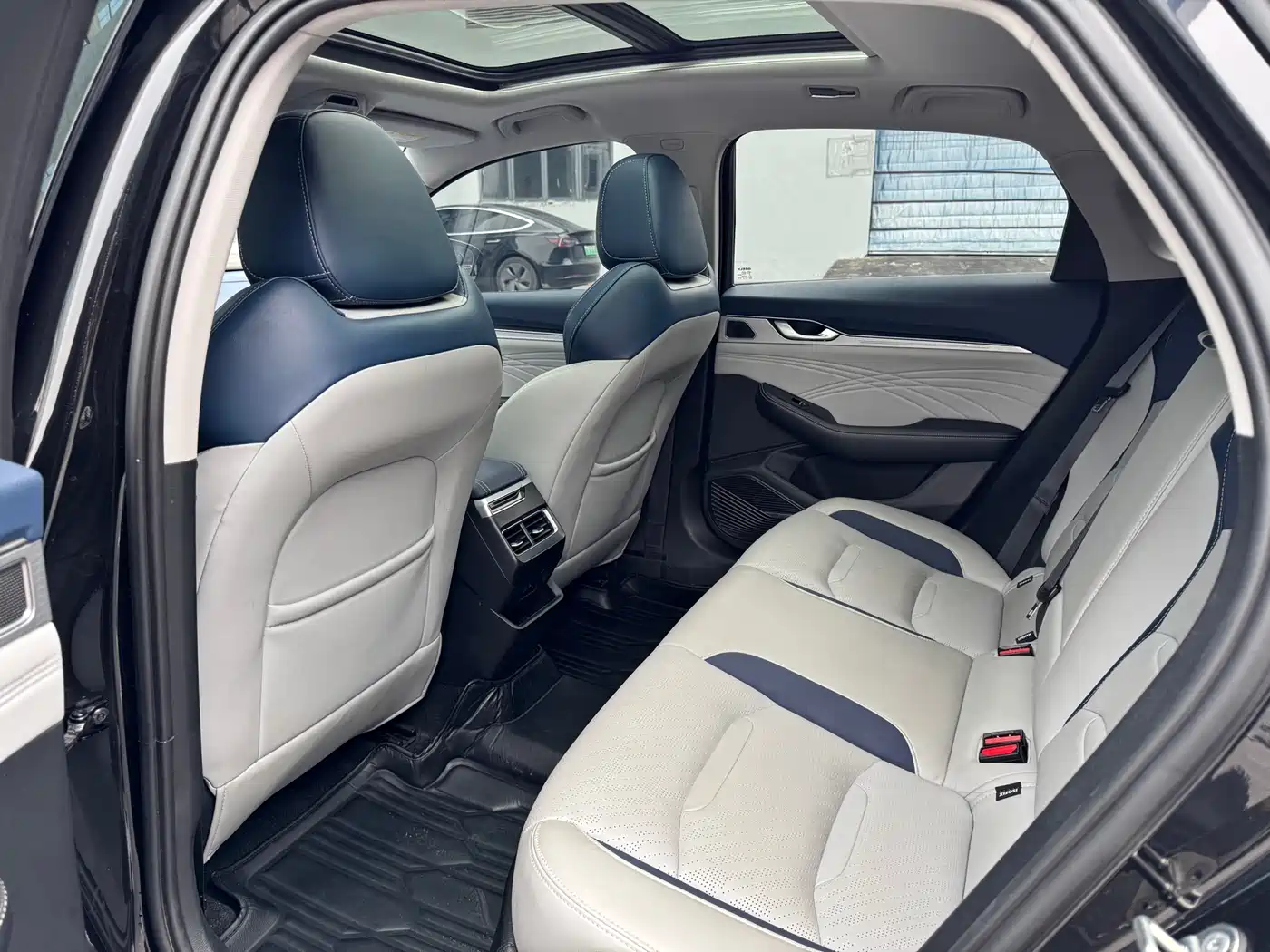 GEELY AUTOMOBILE XINGRUI