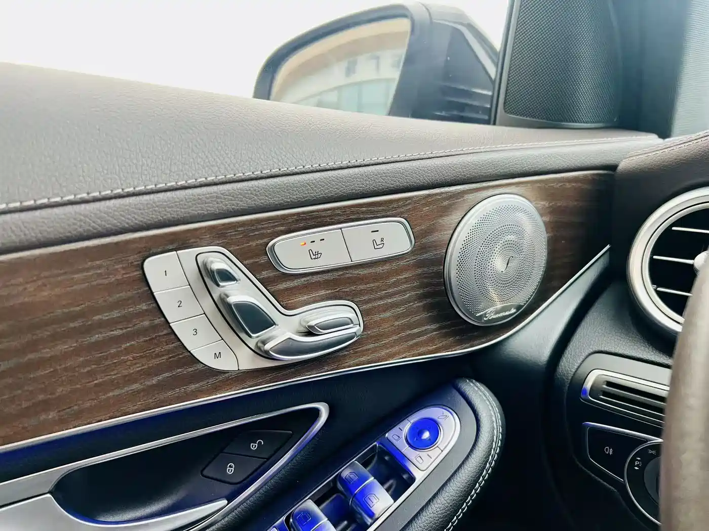 Mercedes-Benz GLC 2022 Facelift II GLC 260 L 4MATIC Luxury фото 11