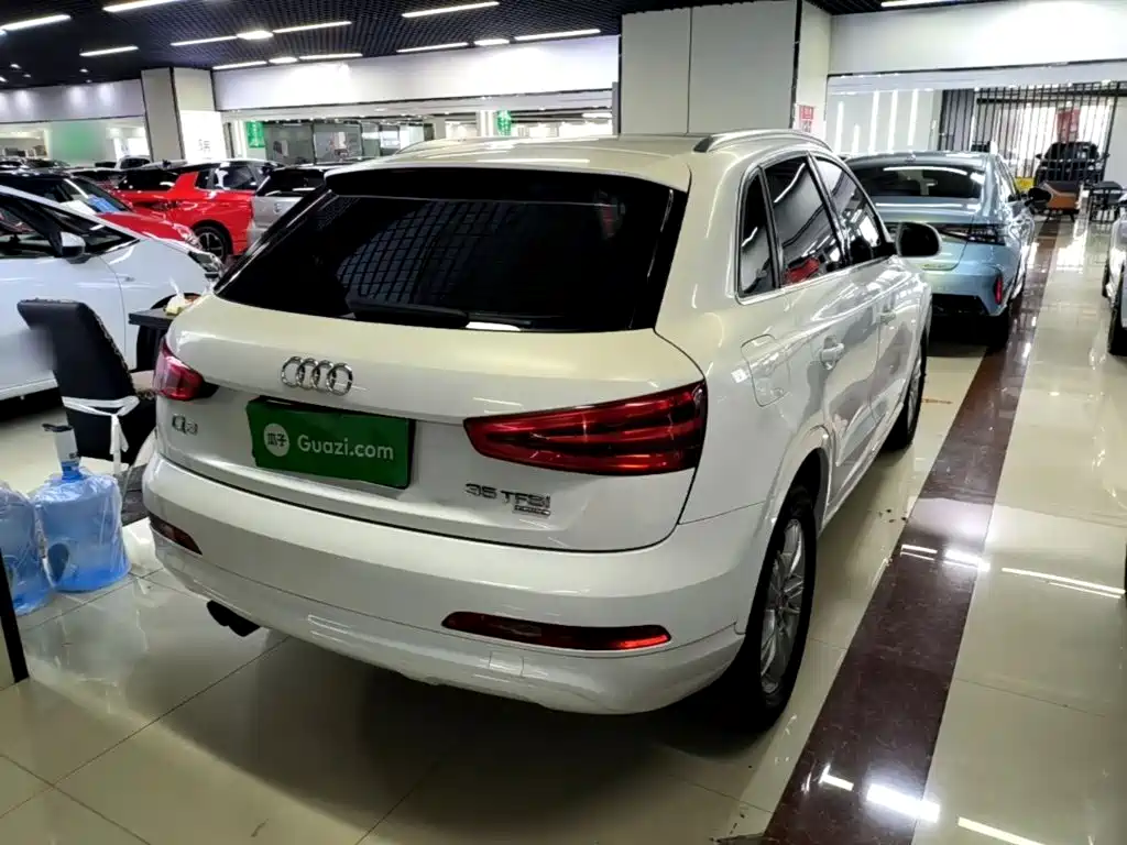 Фото 7 - Audi Q3