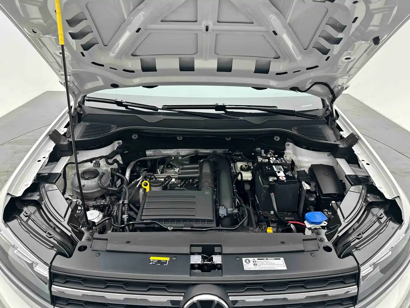 Volkswagen Tharu, миниатюра 17