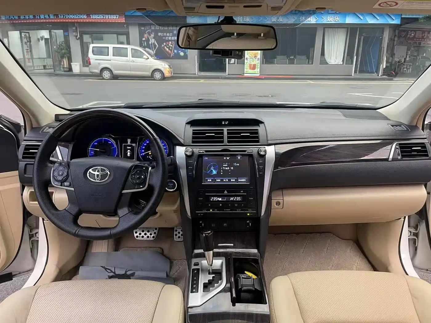 صورة 13 - Toyota Camry
