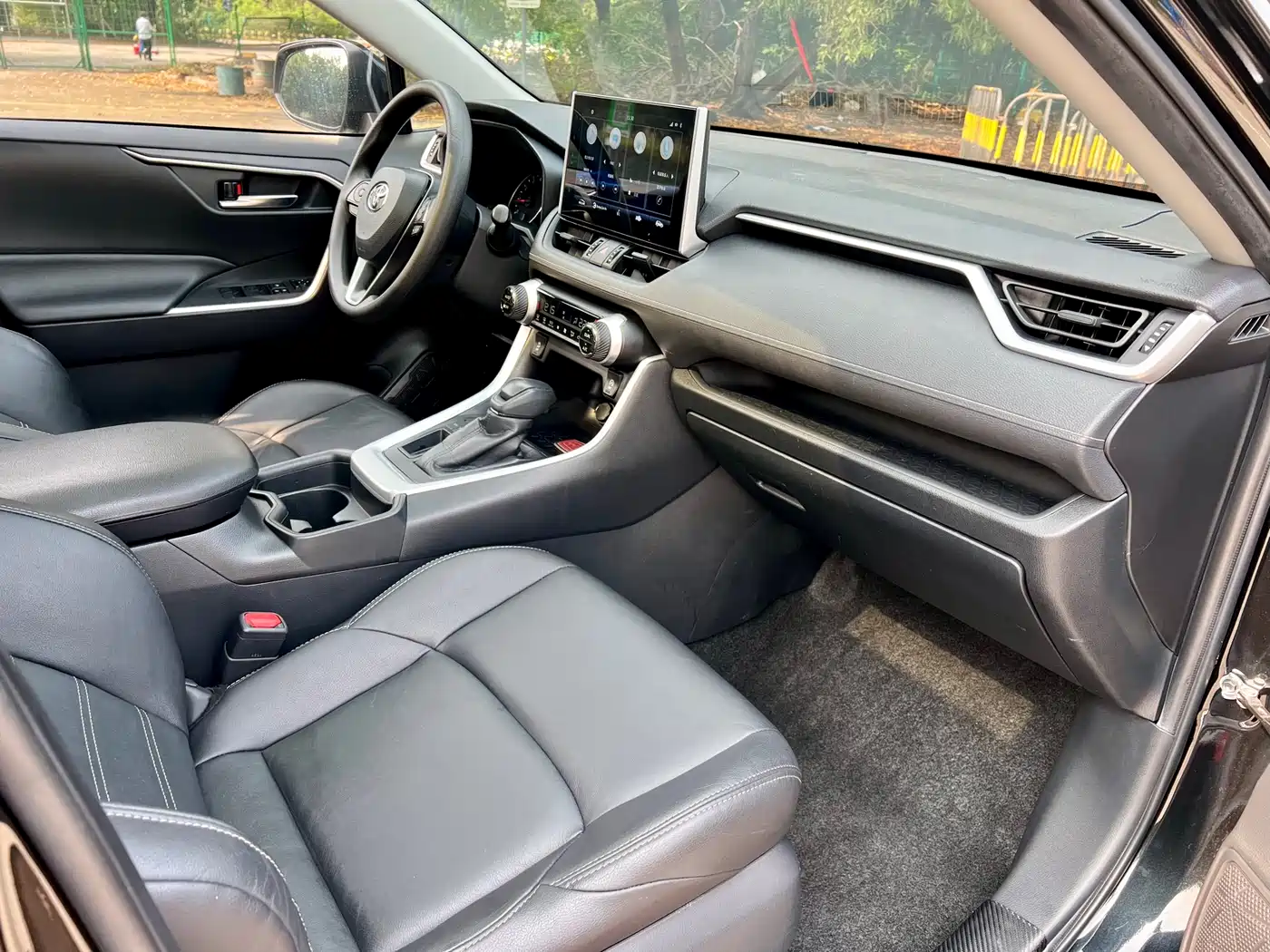 Toyota Wildlander 2020 2.0L CVT 2WD Luxury Edition фото 9
