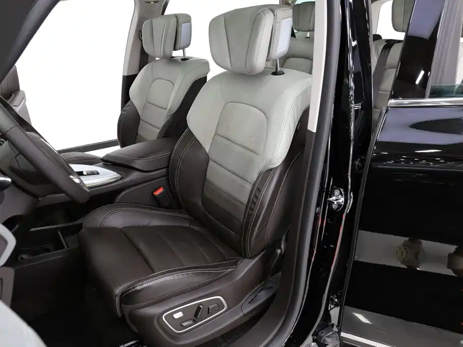 Renault Espace Classic 2018 2018 Model TCe 300 Elegant Paris Edition