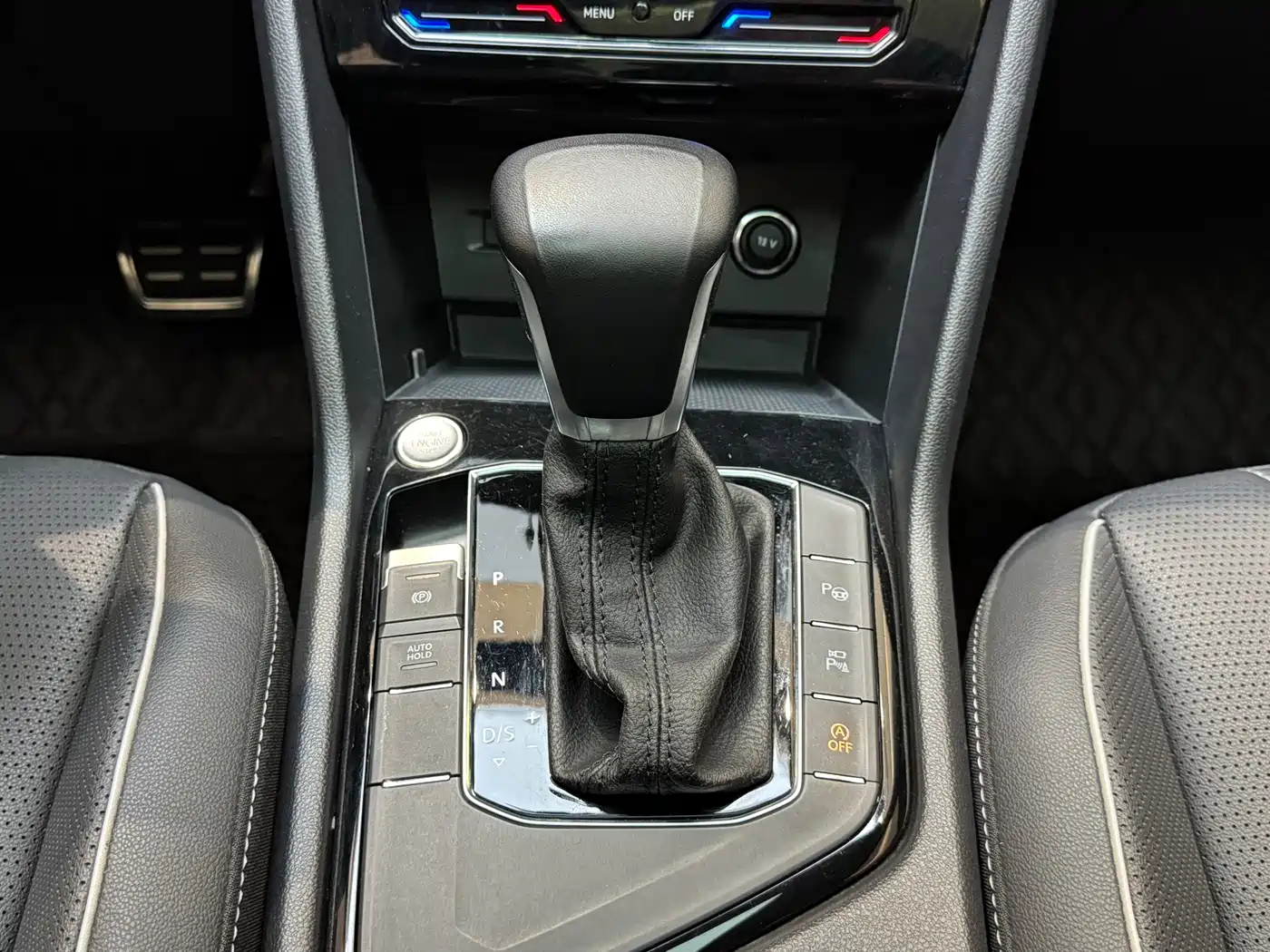 Volkswagen Tiguan L 2022 330TSI Auto 2WD R-Line Premium Edition фото 20