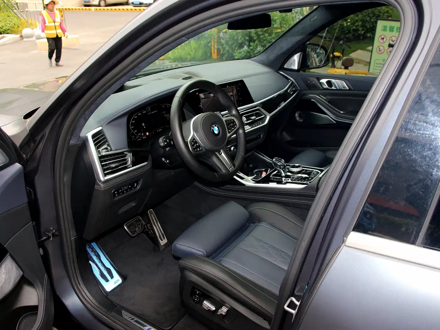 BMW X7 2020 xDrive M50i Kaguya Limited Edition фото 4