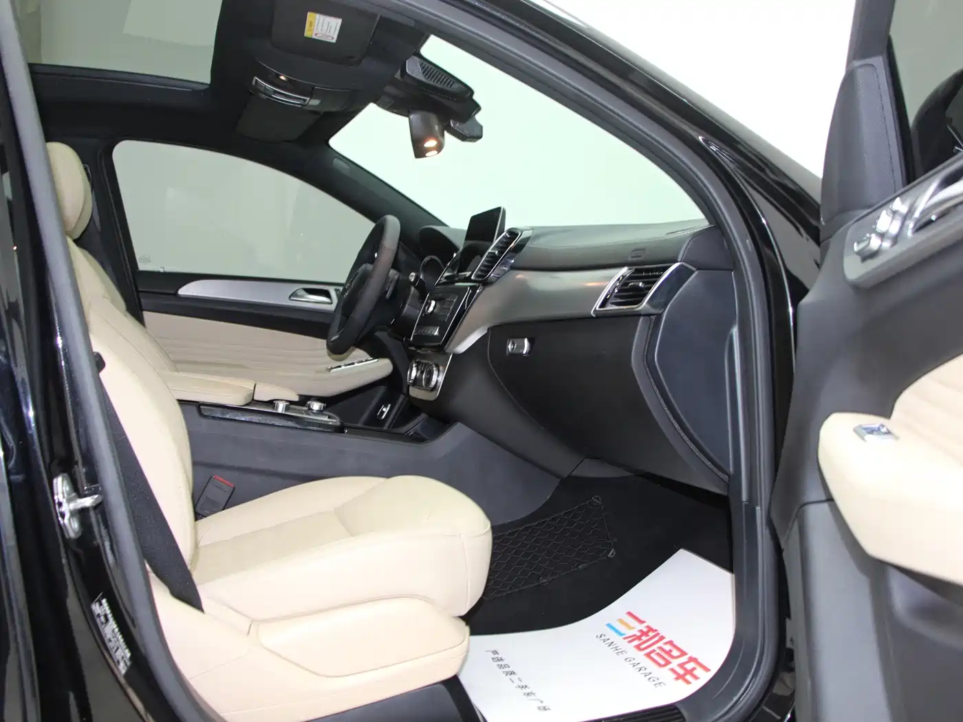 Mercedes-Benz GLE Coupe 2018 GLE 320 4MATIC Coupe SUV фото 11