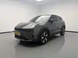 Фото 1 - Lynk & Co 06