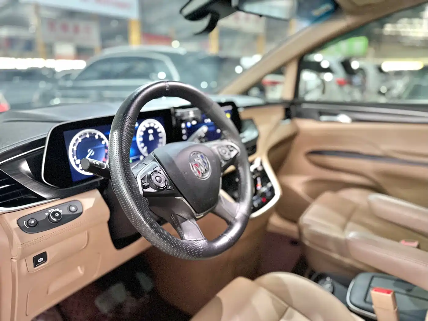 Buick GL8 2021 ES Landlord 653T Luxury фото 10