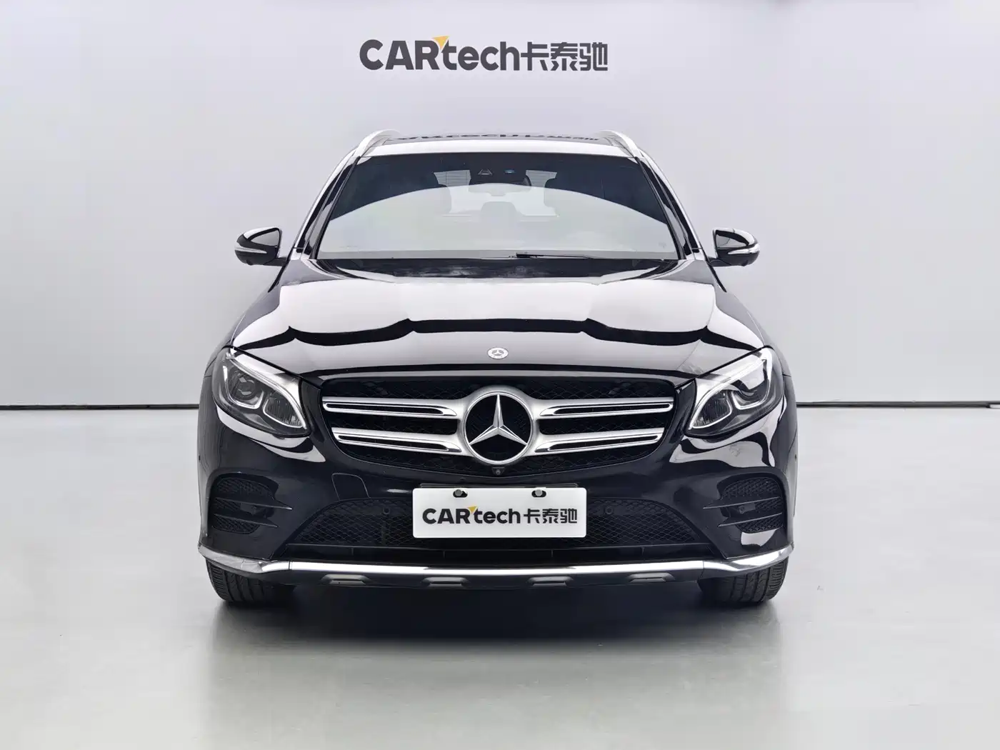 Mercedes-Benz GLC 2018 GLC 260 4MATIC Luxury фото 2
