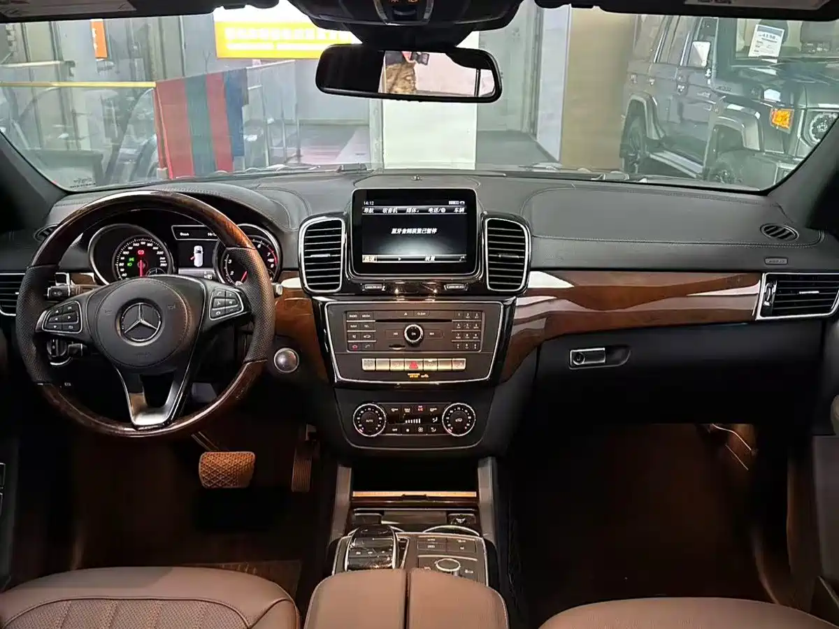 Mercedes-Benz GLS 2018 2017 GLS 400 4MATIC Luxury