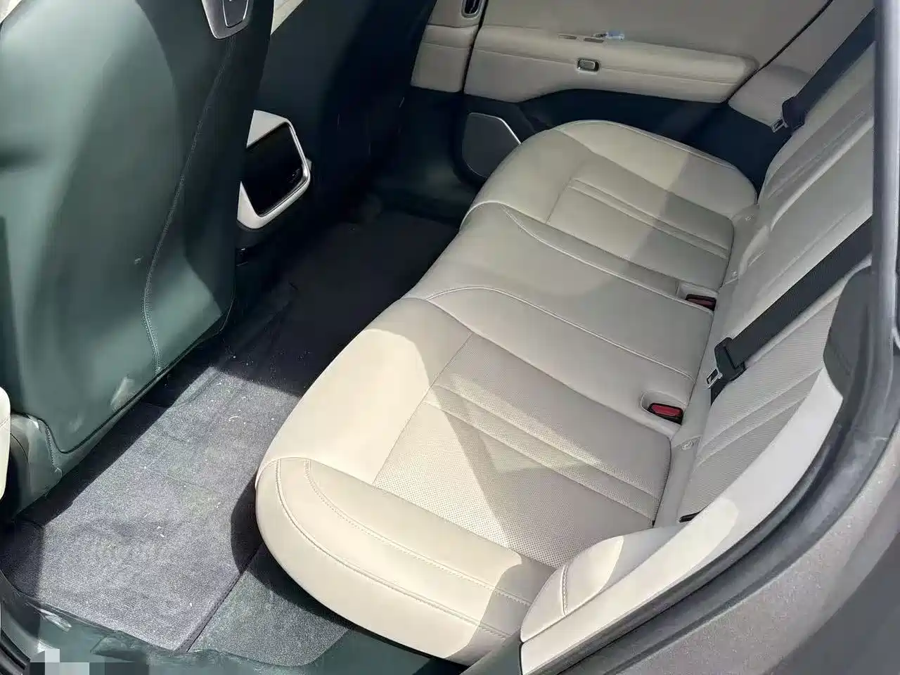 XIAOMI CAR XIAOMI YU7