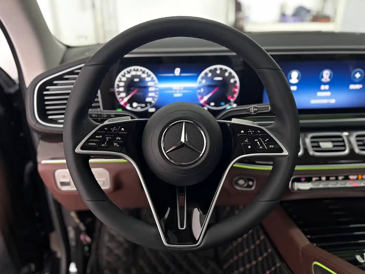 Mercedes-Benz GLE 2025 GLE 350 4MATIC Fashion фото 16