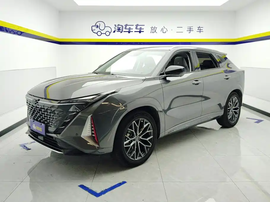 Changan Oshan Z6 2023 2022 Blue Whale 1.5T DCT Intelligent Leader