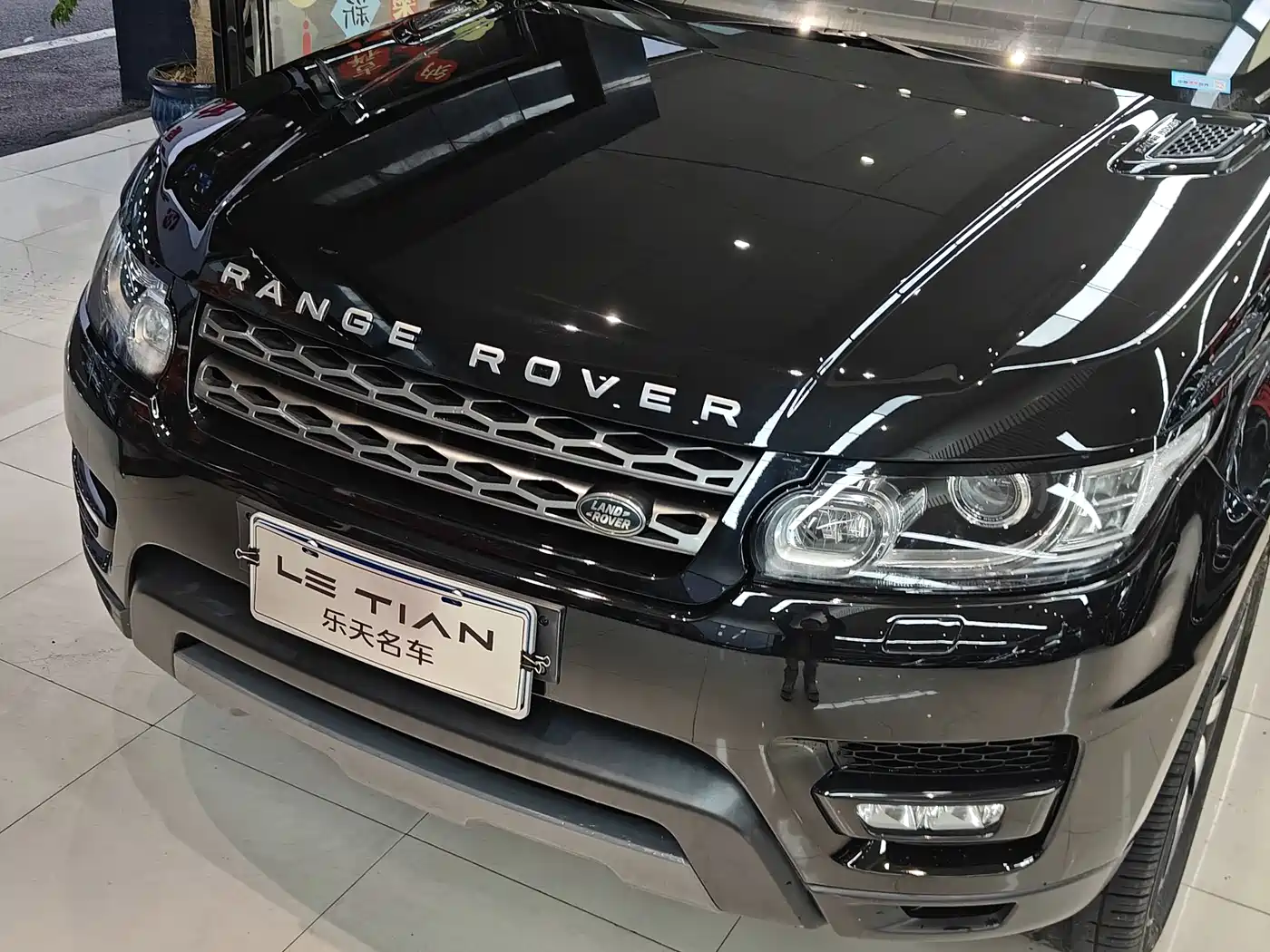 Land Rover Range Rover Sport 2016 3.0 SDV6 HSE фото 3