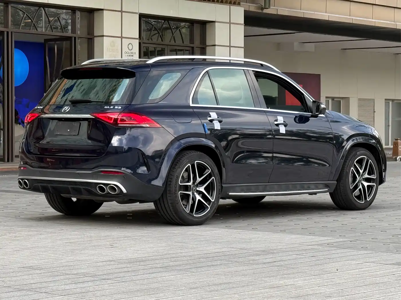 MERCEDES-BENZ GLE AMG