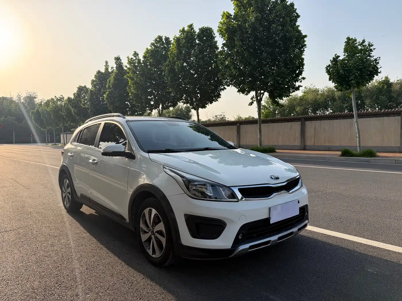 Kia KX CROSS 2017 1.4L AT GLS фото 3
