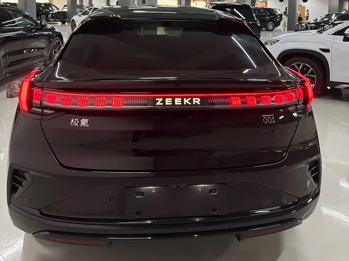 ZEEKR EXTREME KRYPTON 001