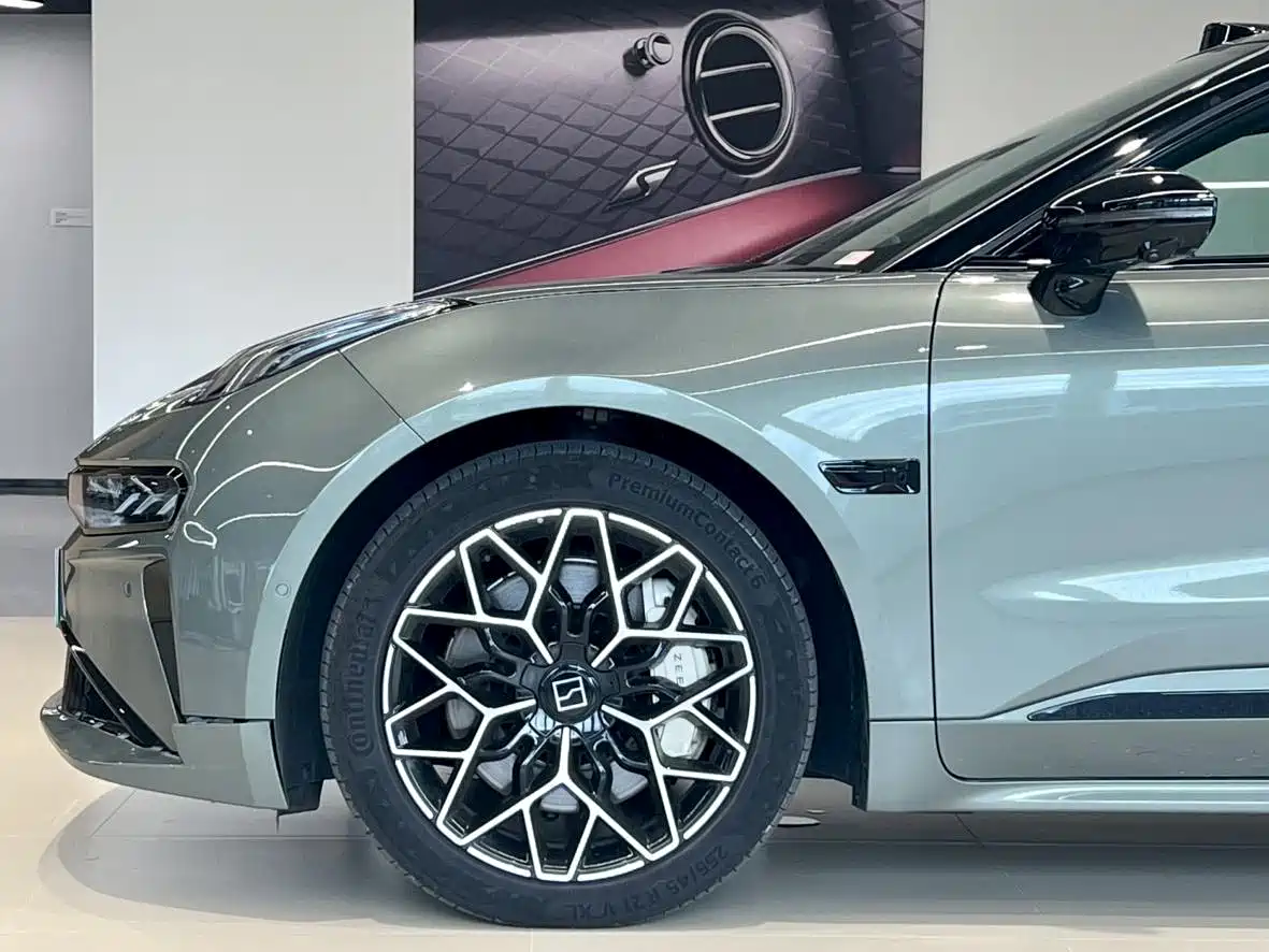 ZEEKR EXTREME KRYPTON 001