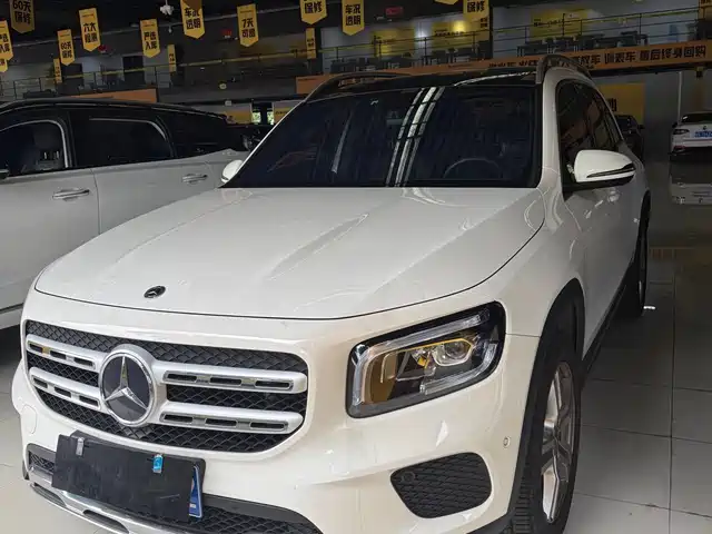 Mercedes-Benz GLB GLB 200, Стиль