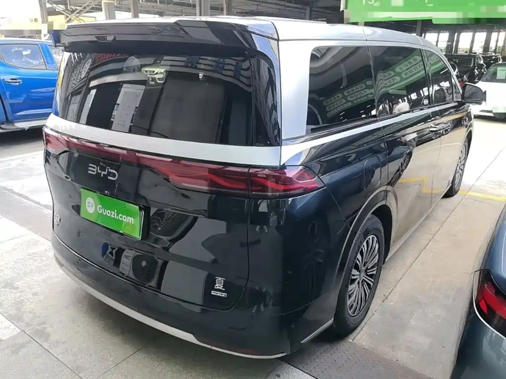 BYD Xia 2025 2025 DM-i 1.5T 180km Surpass Edition