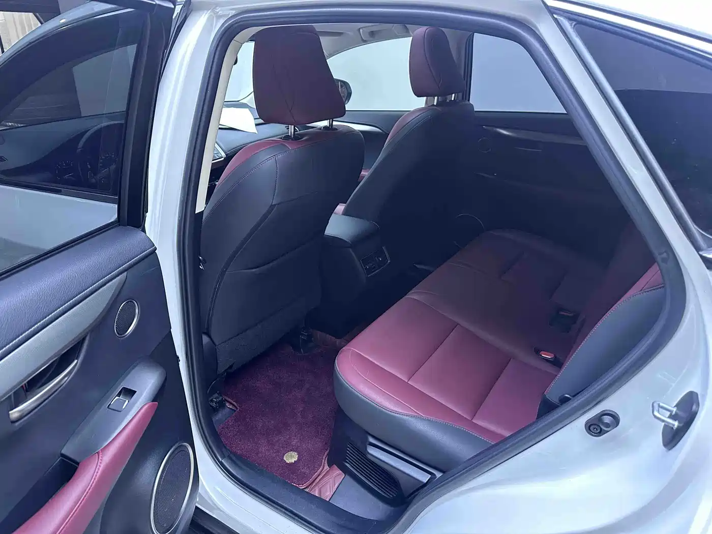 Фото 8 - Lexus NX