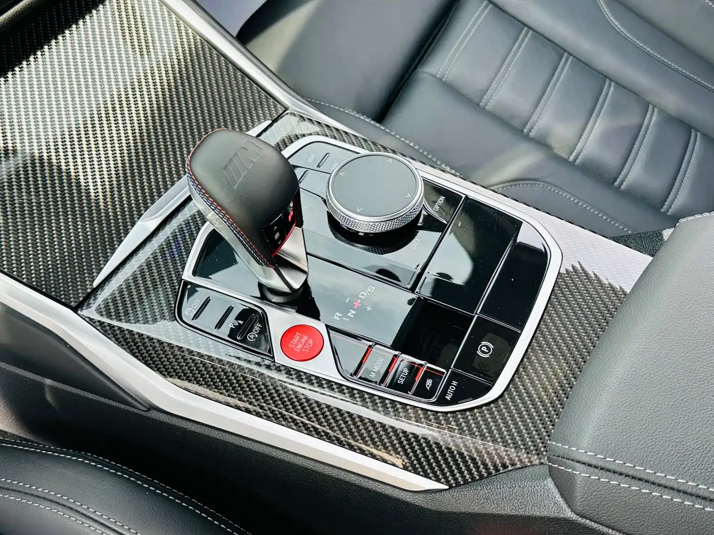 BMW M2 2024 M2 фото 17