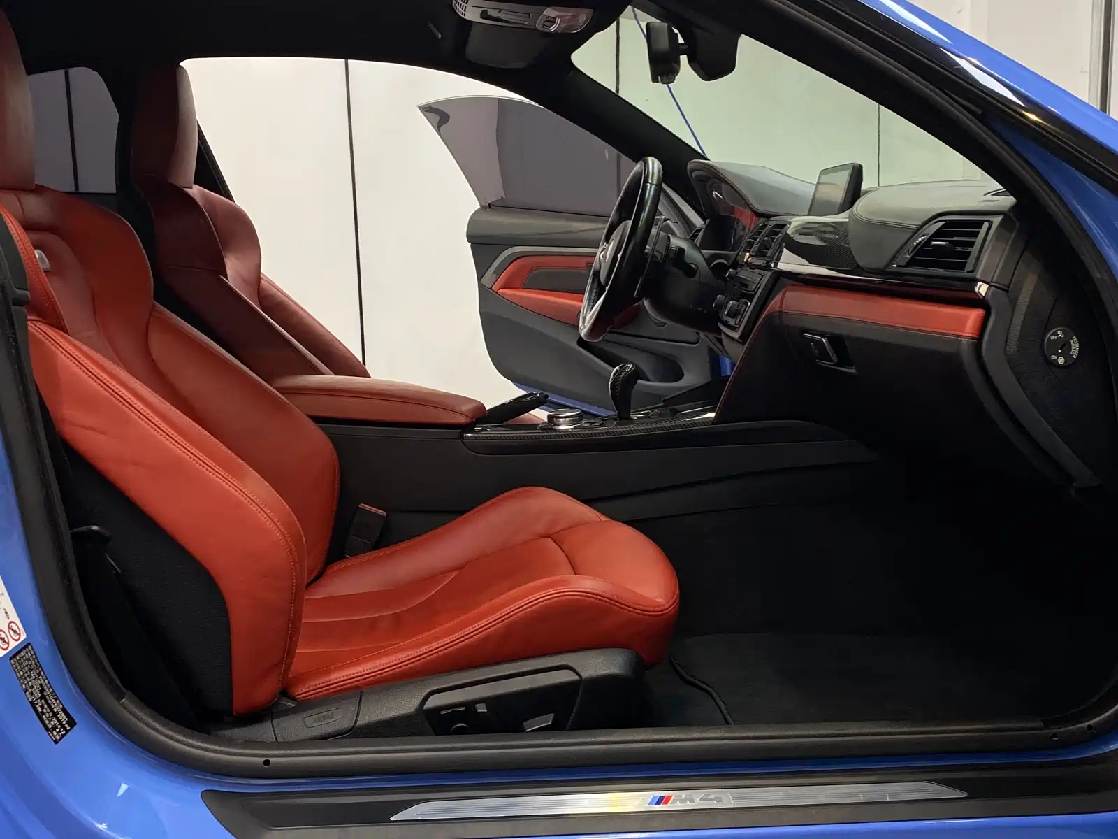 Photo 7 - BMW M4