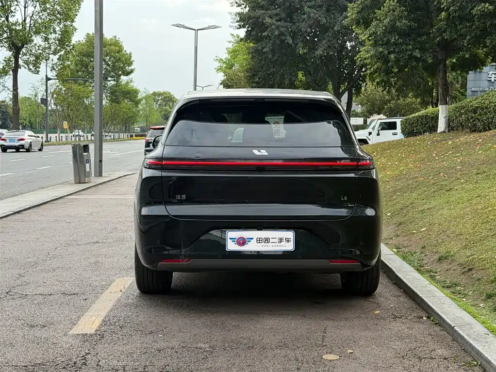 Li Auto IDEAL L6