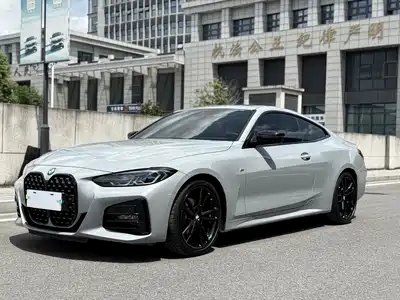 BMW 4