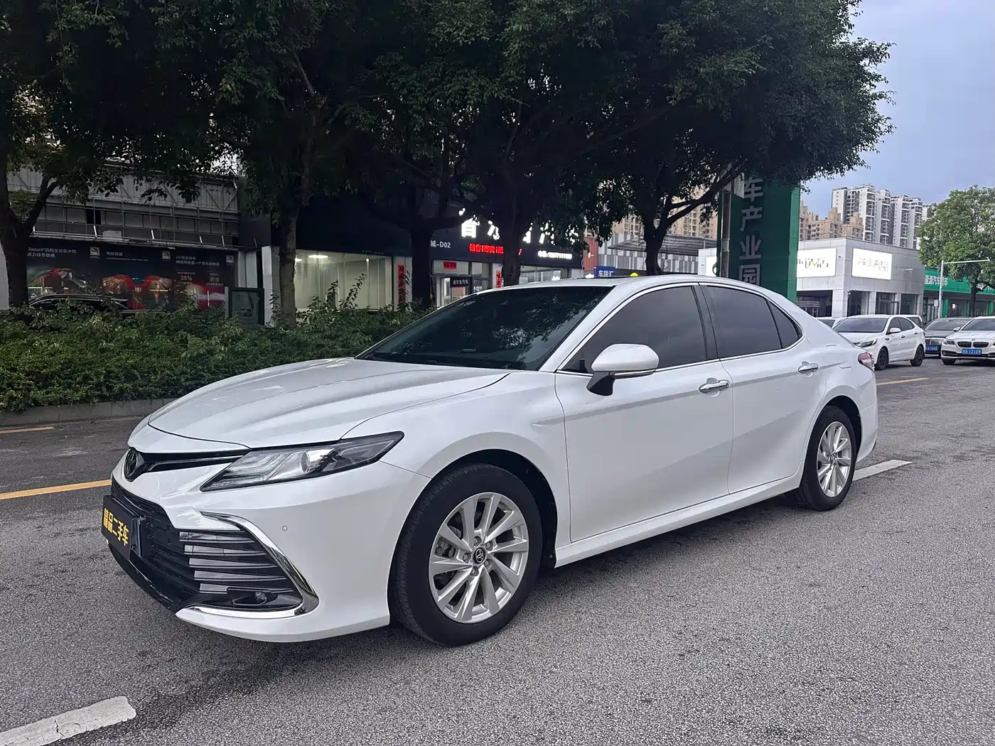 Toyota Camry 2021 2.0G Luxury Edition