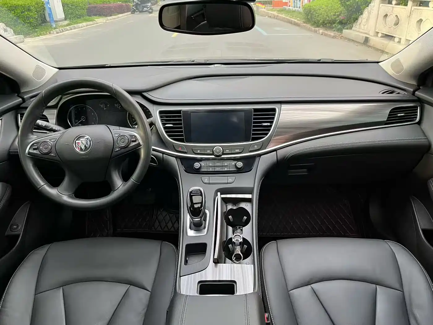 BUICK LACROSSE