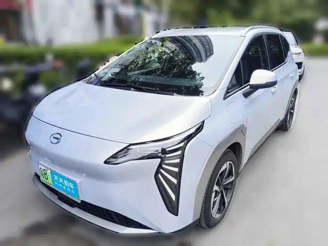 Aion Y 2025