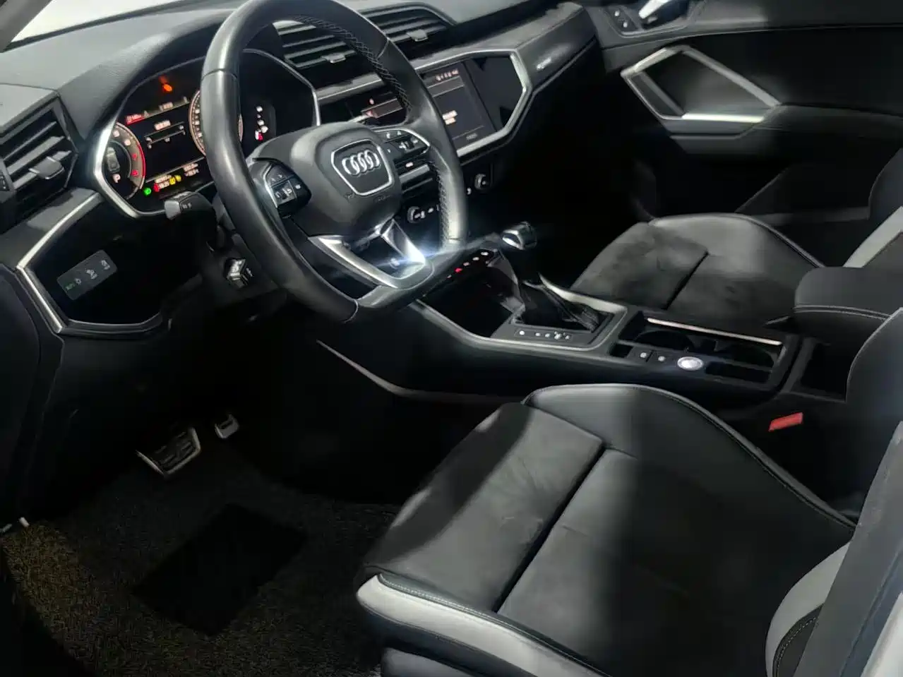 Audi Q3 2022 35 TFSI Fashion Dynamic фото 11