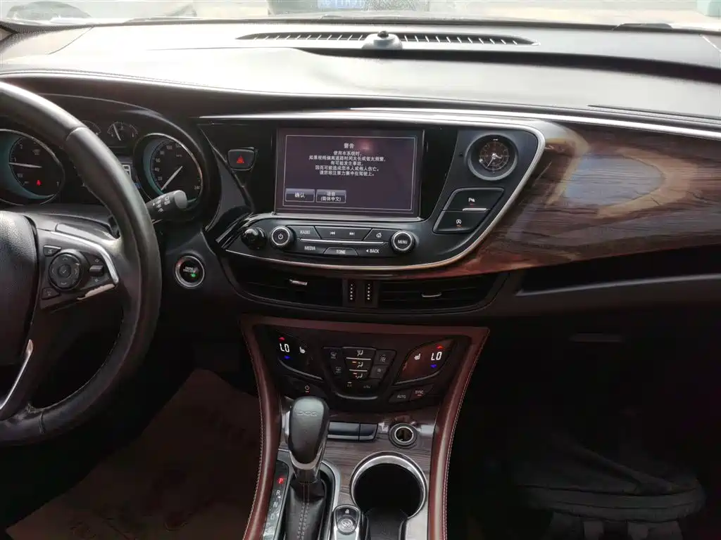Buick Envision Plus 2017 20T FWD Elite фото 13