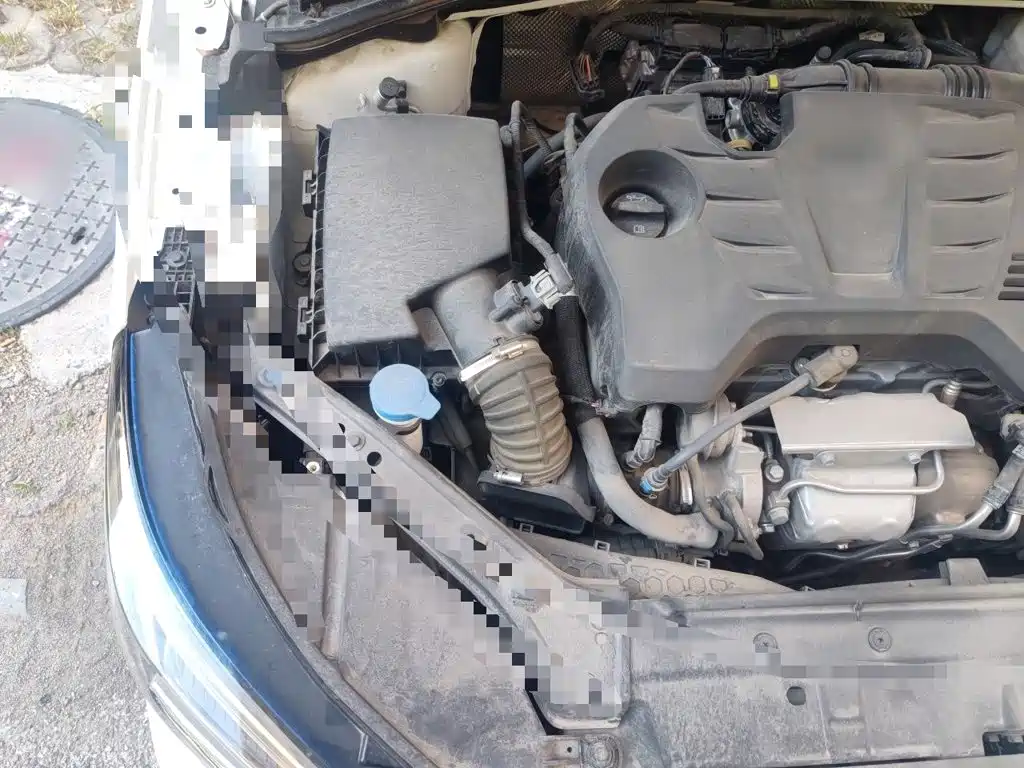 Фото 21 - Roewe i6 MAX EV