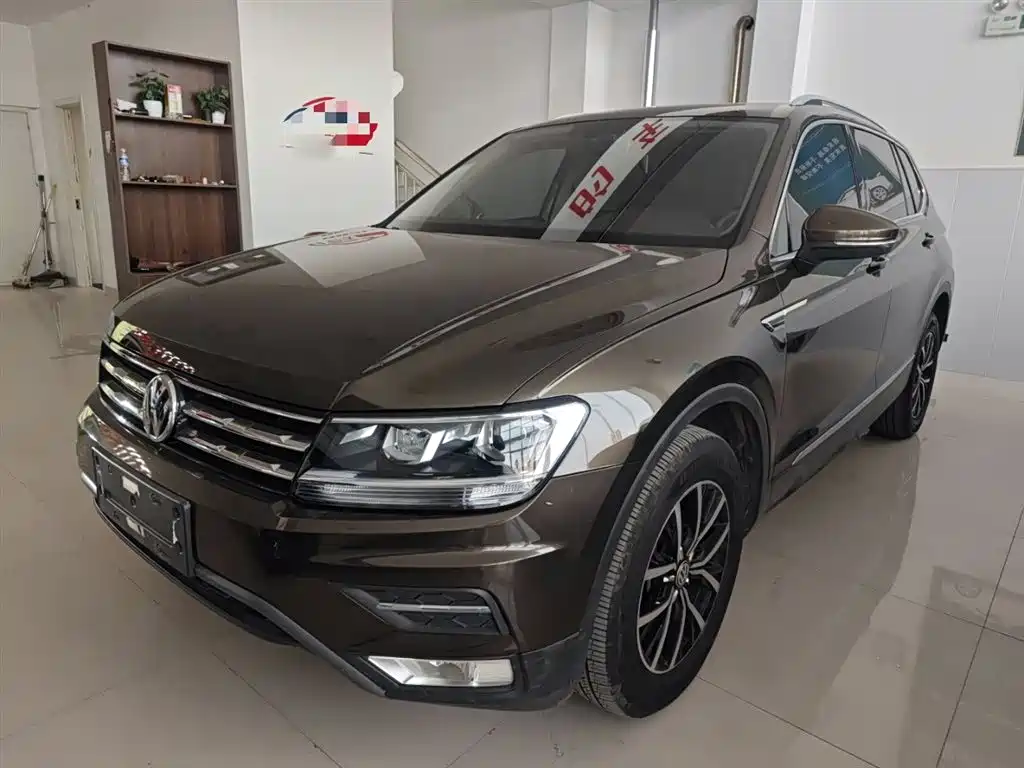 Volkswagen Tiguan L 2018 330TSI Automatic 2WD Luxury Edition фото 2