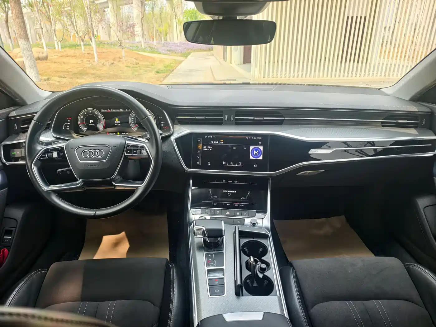 AUDI A7L