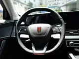 Photo 17 - Hongqi HS5