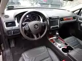 Фото 8 - Volkswagen Touareg