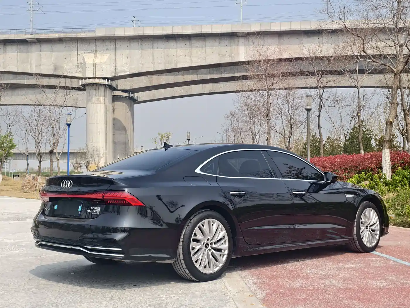 AUDI A7L