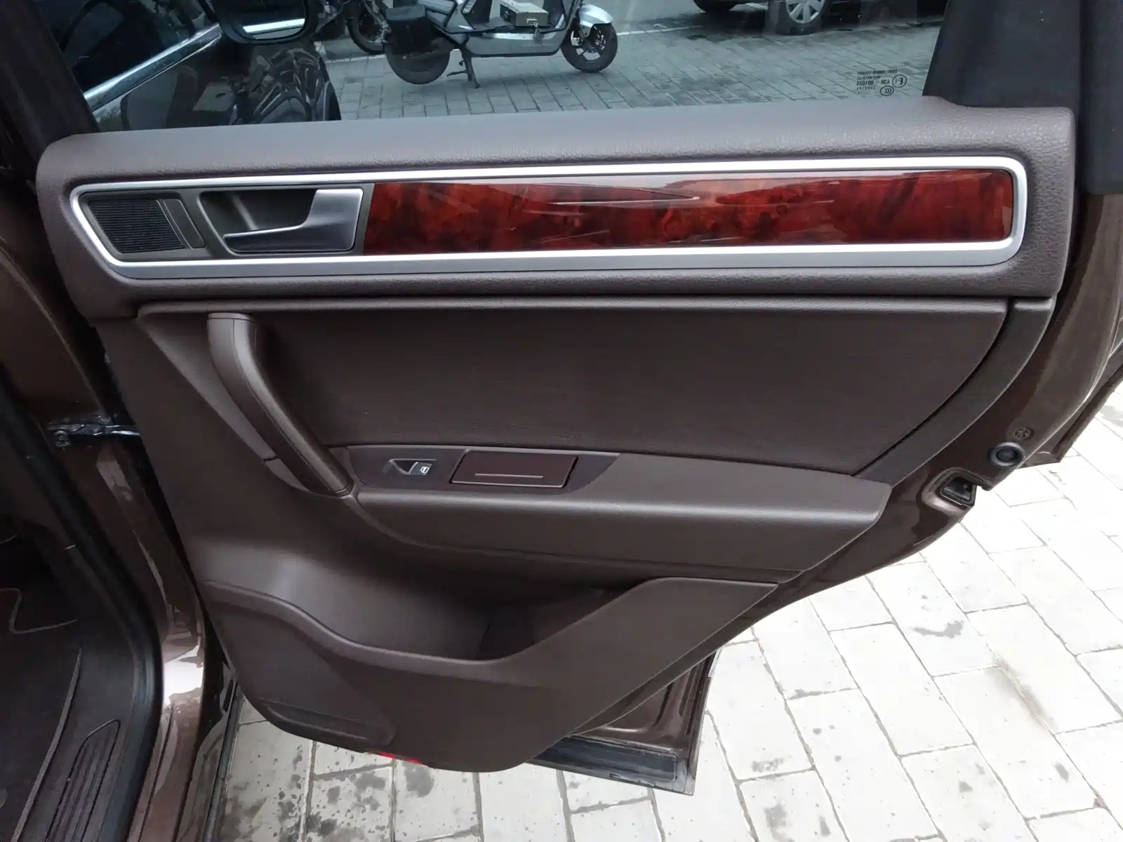 Фото 28 - Volkswagen Touareg