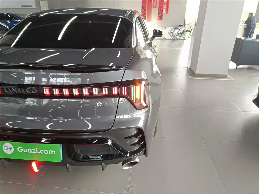 LYNK 03