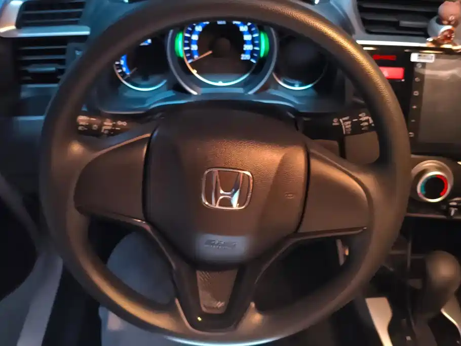 Фото 15 - Honda Fit
