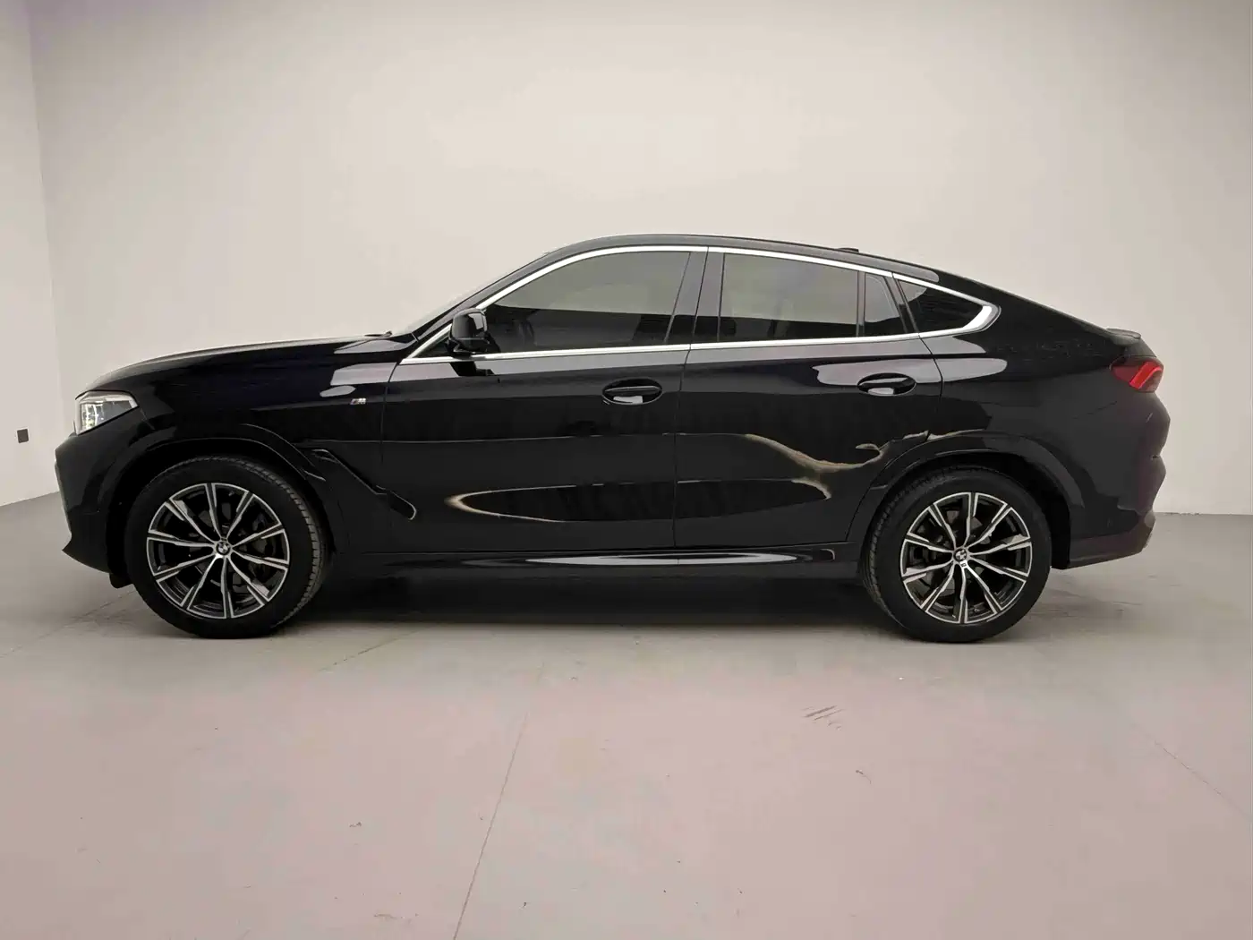 BMW X6 2021 xDrive40i M Sport Package фото 3
